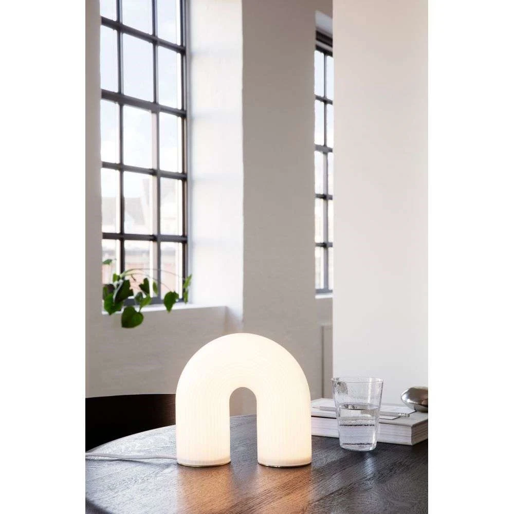 Vuelta Tafellamp White - Ferm LIVING - Koop Online 5 Vuelta Tafellamp White - Ferm LIVING - Koop Online - Afbeelding 3