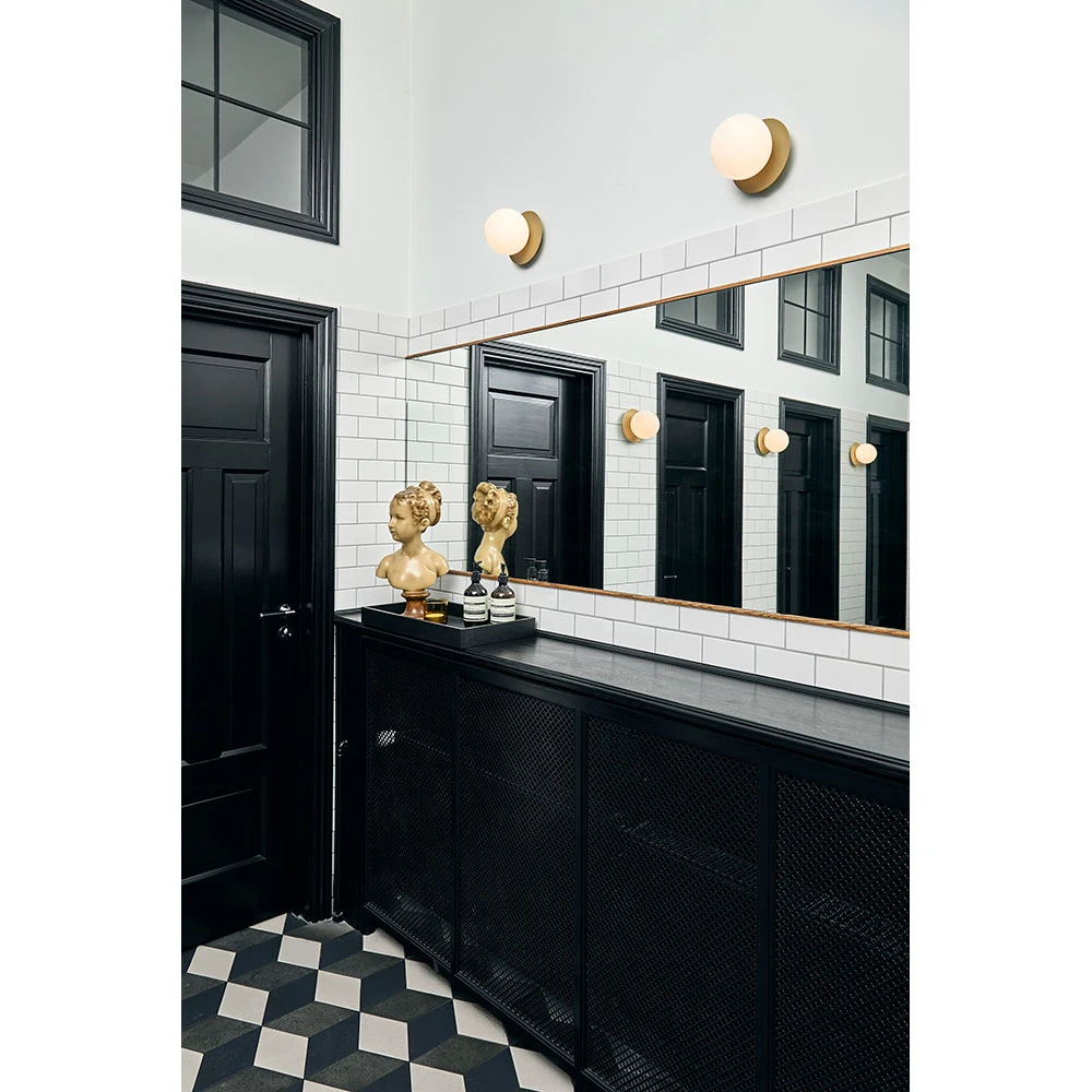 Liila 1 Wandlamp/Plafondlamp Nordic Gold/Optic Clear - Nuura - Koop Online 7 Liila 1 Wandlamp/Plafondlamp Nordic Gold/Optic Clear - Nuura - Koop Online - Afbeelding 5