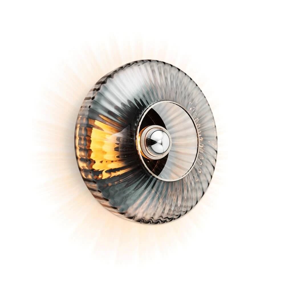 New Wave Optic Wandlamp XL Smoke/Silver - Design By Us - Koop Online 4 New Wave Optic Wandlamp XL Smoke/Silver - Design By Us - Koop Online - Afbeelding 2