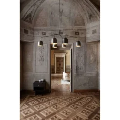 Howard 6 Kroonluchter Gunmetal - GUBI - Koop Online -Winkel Voor Modeverlichting 5715010562824howard chandelier 6 arm gunmetal4