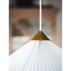 Matisse Hanglamp Brass/White - Globen Lighting - Koop Online 10 Matisse Hanglamp Brass/White - Globen Lighting - Koop Online -Winkel Voor Modeverlichting 73194375026303