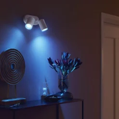 Fugato Spot White 2 Pcs. Bluetooth White/Color Amb. - Philips Hue - Koop Online -Winkel Voor Modeverlichting 8718696171516 fugato spot white 2 stk bluetooth philips hue4